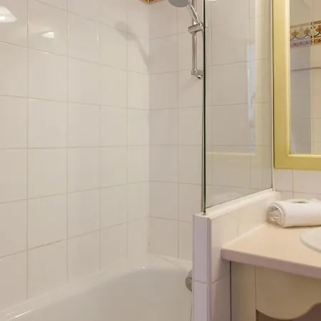 Pierre Les Rives De Cannes Apartment *